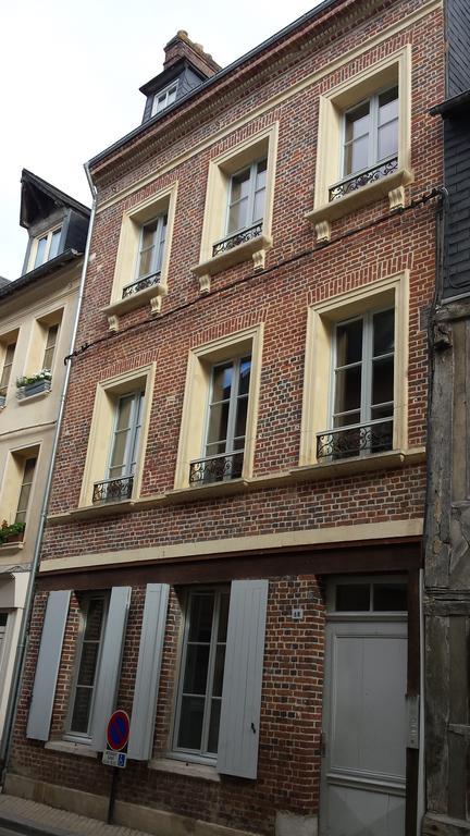 Appartement Rue Haute Honfleur Exteriör bild